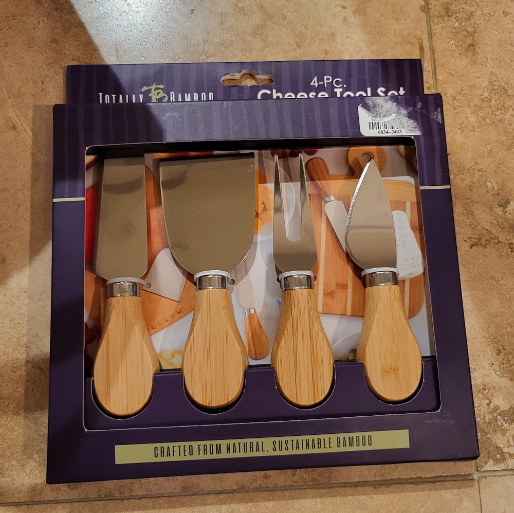 NIB Totally Bamboo Cheese Tool Set with Wooden Handles